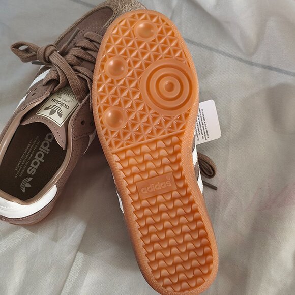 Adidas Brown Low-Top Sneakers - Picture 7 of 7